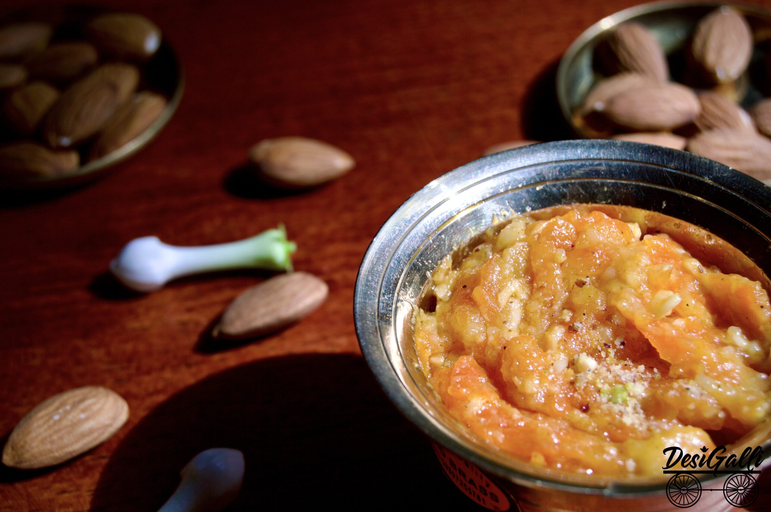Gajar Ka Halwa postre indio de zanahoria y almendras en Desi Galli Barcelona