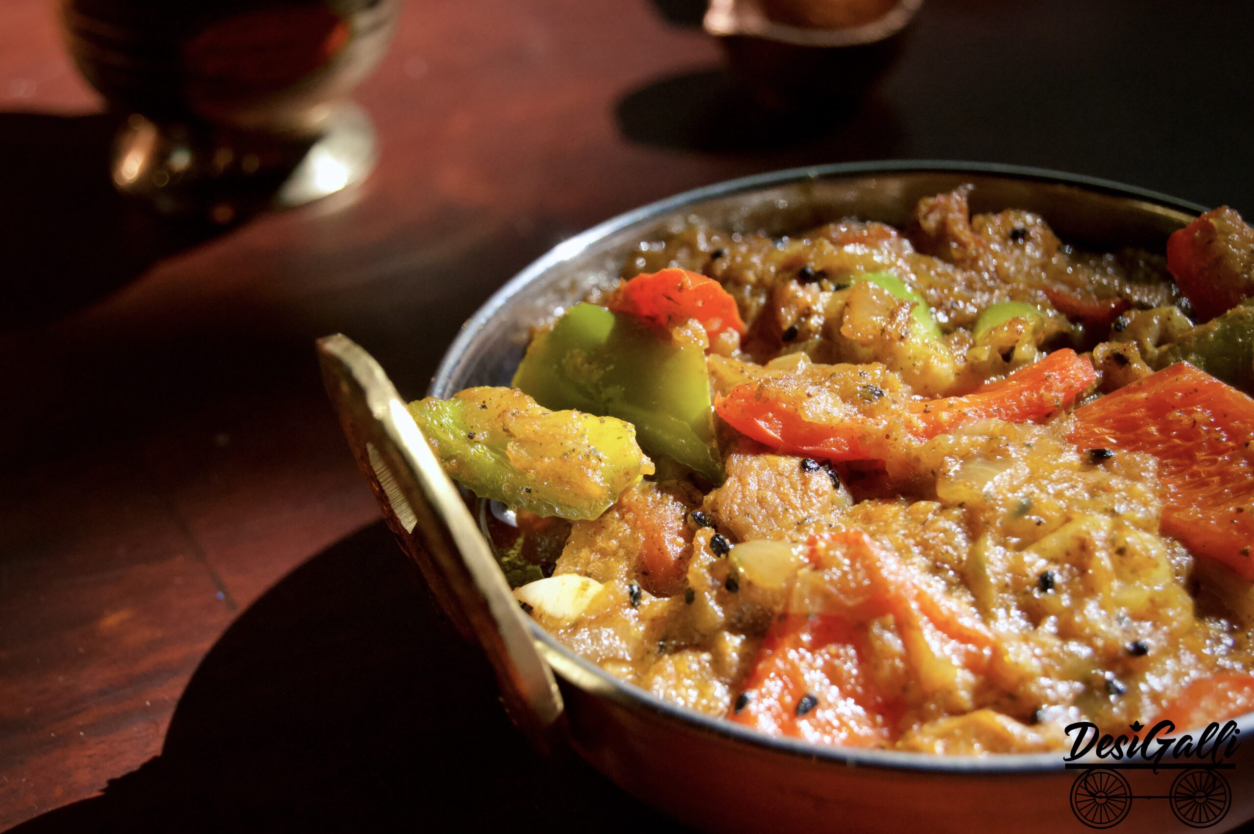 Karahi curry indio especiado y aromático en Desi Galli Barcelona