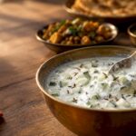 Raita: qué es esta salsa de yogur y cómo se prepara