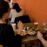 Maridaje con curry: qué beber según el picante y la salsa